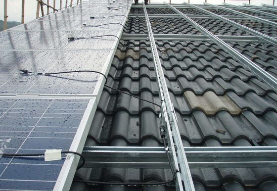 ราคาดี Pitched Roof Solar Panel Roof Mounting Systems Good Apperance ออนไลน์
